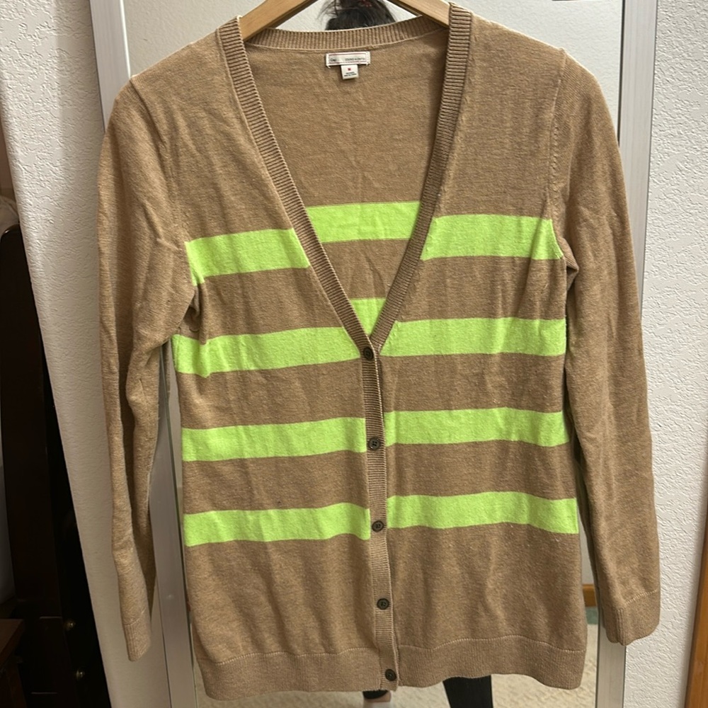 Gap Women’s Cardigan, Good Used Condition Size Medium